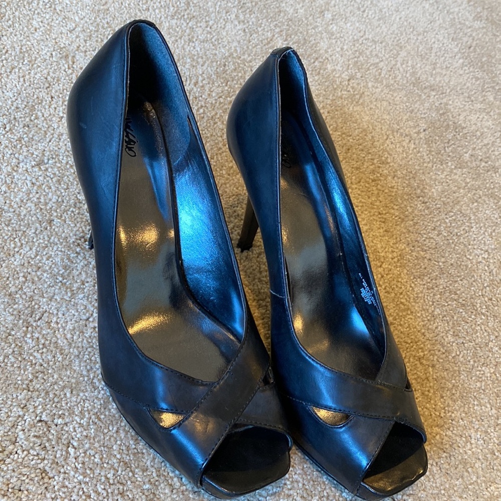 Black 3in Heel Open Toe Shoes